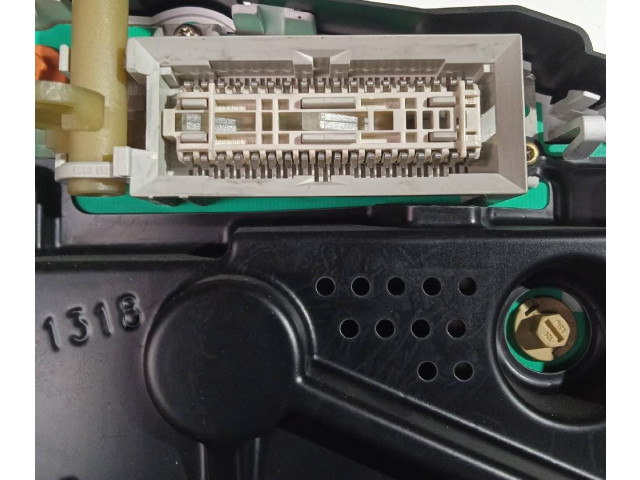 Přístrojová deska Opel Zafira A 1993 110080070007