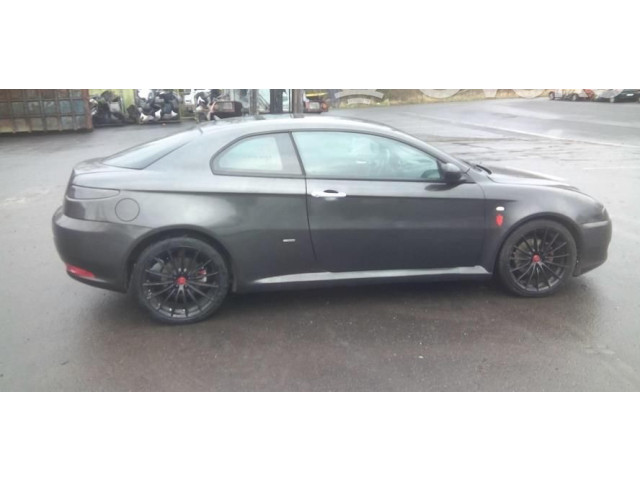 Зеркало электрическое        Alfa Romeo GT   -  года   