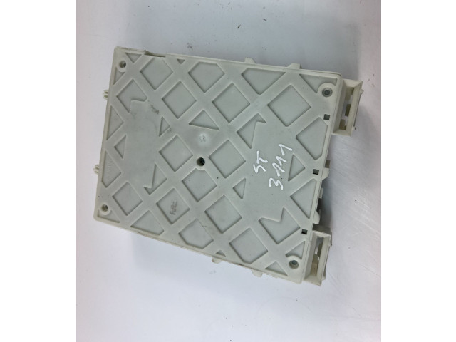 Pojistková skříňka 31394963 Volvo V40 2014