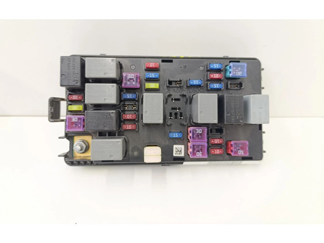 Блок предохранителей 96867123   Chevrolet Chevy Van      