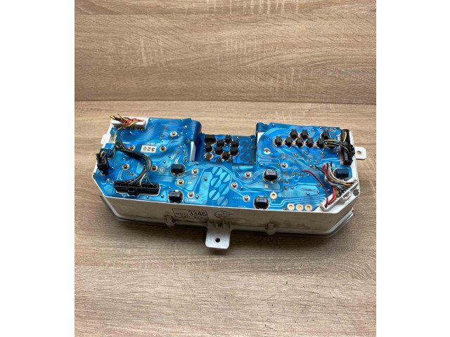 Přístrojová deska  Mitsubishi Pajero 1991 MR233346, 526270  