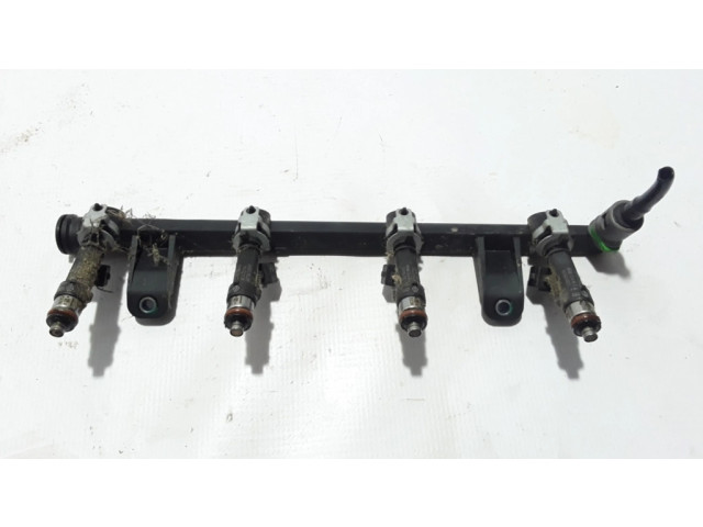 Vstřikovací lišta 8200494284 Dacia Dokker pro benzínový motor 1.6 K7M 812