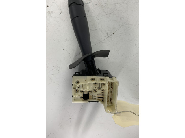 Ручка стеклоочистителей 142793 Renault Clio II