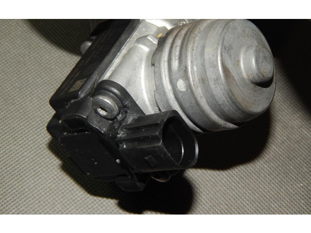  Турбина Volkswagen Golf VII  04E145704S         