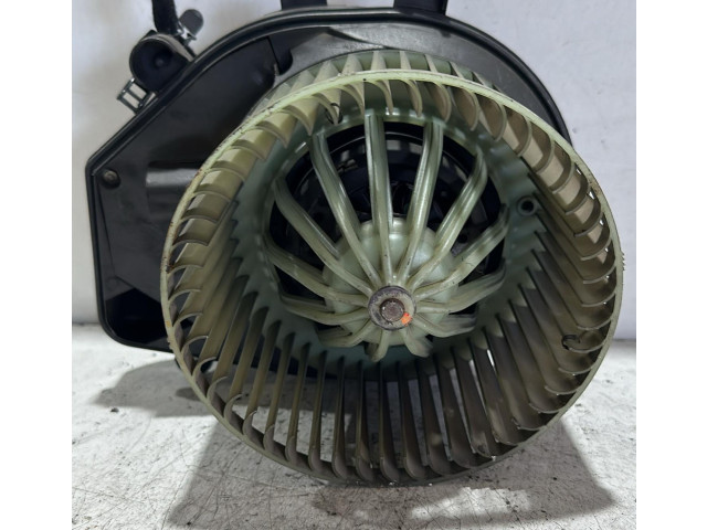 Вентилятор печки       Volkswagen PASSAT B6