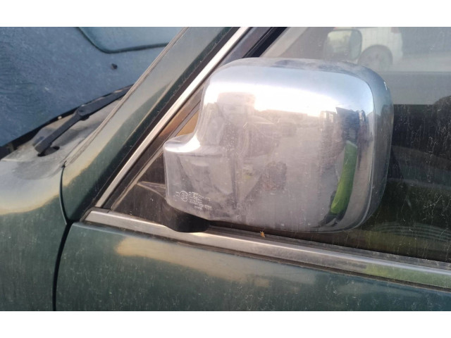 Zpětné zrcátko Opel Monterey