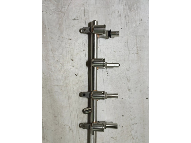 Vstřikovací lišta 04893628AC, 50052930 Alfa Romeo Stelvio pro benzínový motor 2.0