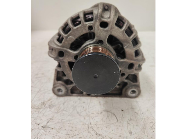 Генератор 231001568R, BOSCH   Dacia Lodgy      