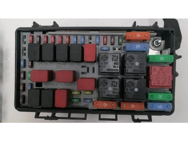 Ящик предохранителей (комплект)