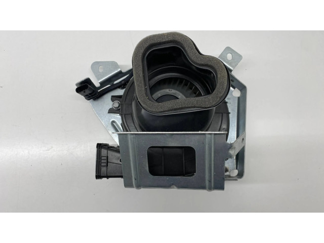 Вентилятор печки 670156431, 06701564310 Maserati Levante
