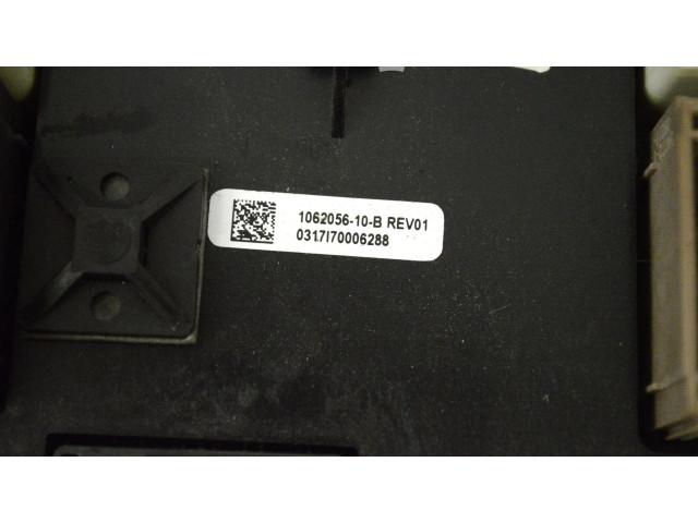 Turbodmychadlo Блок управления дверью 106205610B Tesla Model X L2S