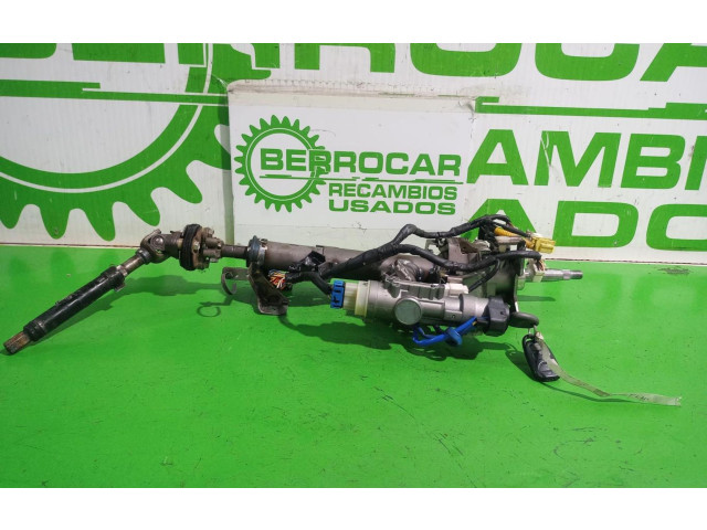 Руль KIA Sorento  2002 - 2009 года 563003E500      