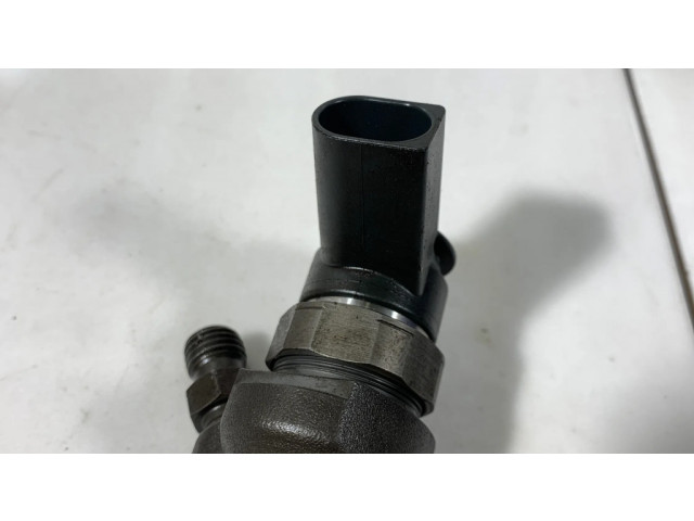 Vstřikovač 779844604 BMW 3 E90 E91 pro naftový motor 2.0
