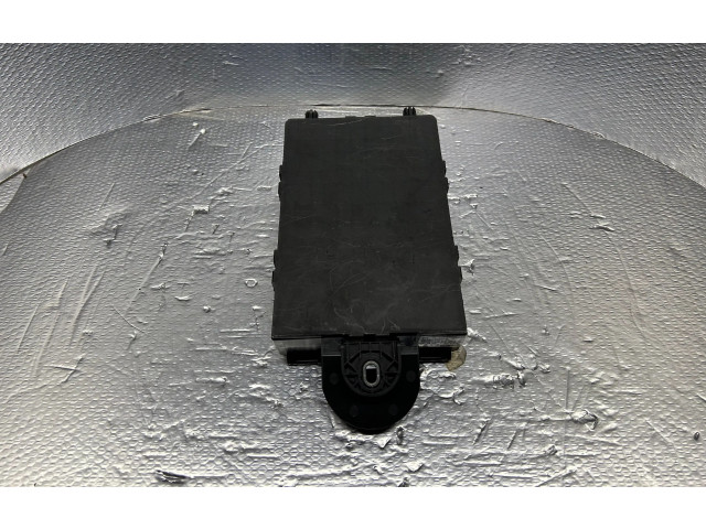 Блок предохранителей 31682732 Volvo XC90