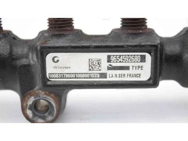 Топливная рампа 9654592680, 9655465480   Citroen C3  