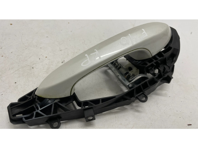 Внешняя ручка