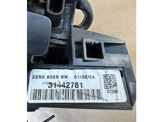 Зеркало электрическое Volvo XC40 - года