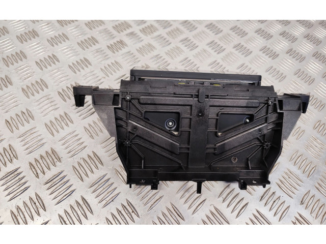 Дисплей    80A919604   Audi Q5 SQ5