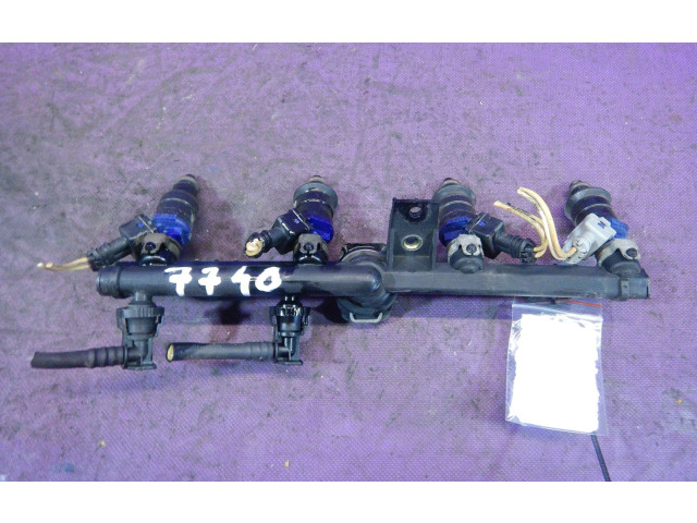 Vstřikovací lišta 7700868573D, 7700868573D   Renault Clio II    K7M744 