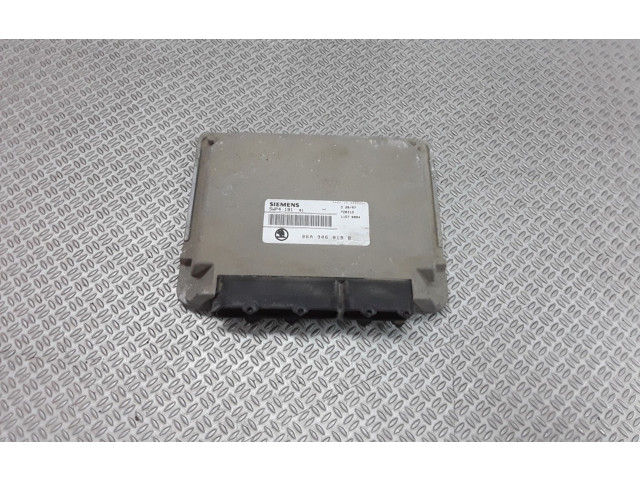 Блок управления двигателя 06A906019B   Skoda Octavia Mk1 (1U)