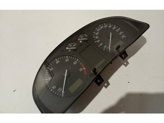 Панель приборов 3B0919881G, 110008894005   Volkswagen PASSAT B5       