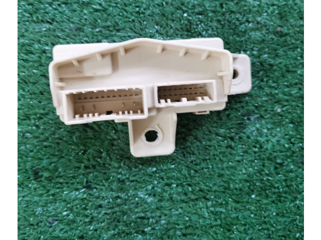 Блок управления 91940-J7020   KIA Pro Cee'd III