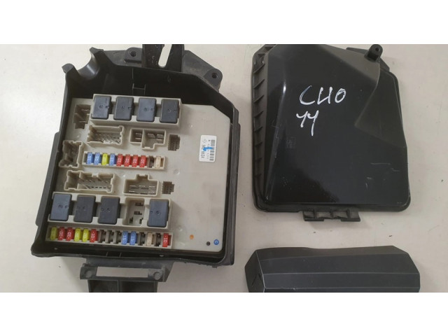 Блок предохранителей 902663A, 8200683706 Renault Clio III