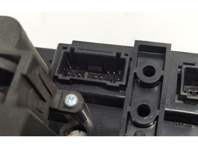 Блок комфорта 8682734   Volvo XC90   