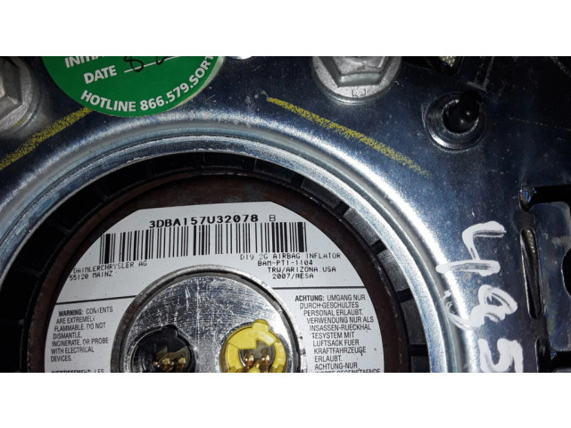 Подушка безопасности водителя BAMPT11104, 34027938C Dodge Nitro