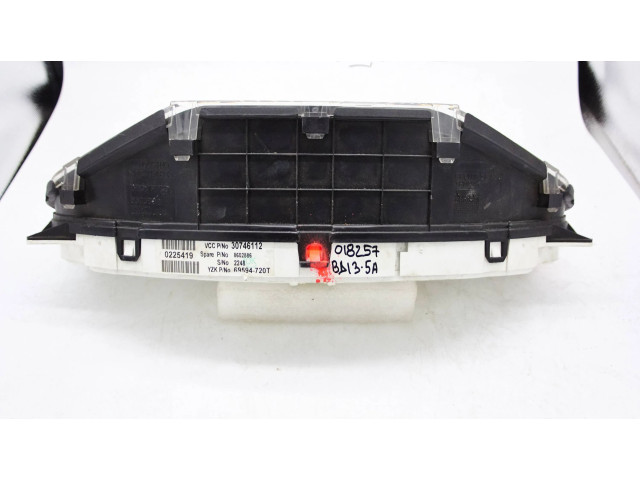 Панель приборов 30746112 Volvo V70