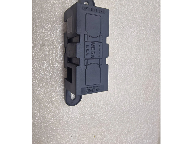   Pojistková skříňka 4B3937505A   Audi A8 S8 D2 4D 2001