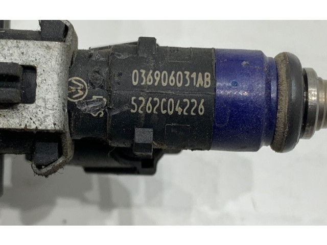 Топливная рампа 036906031AB Skoda Fabia Mk1 (6Y)