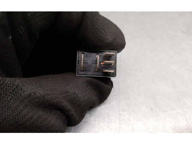 Pojistková skříňka 9673062180 Citroen Berlingo 2023