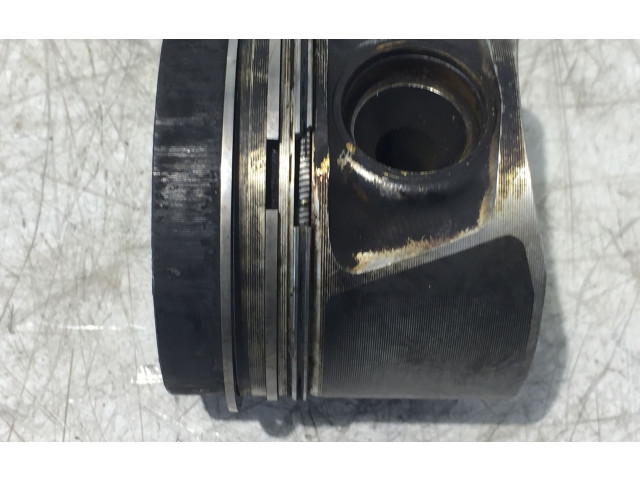 Píst V400, 038J Volkswagen Transporter - Caravelle T5