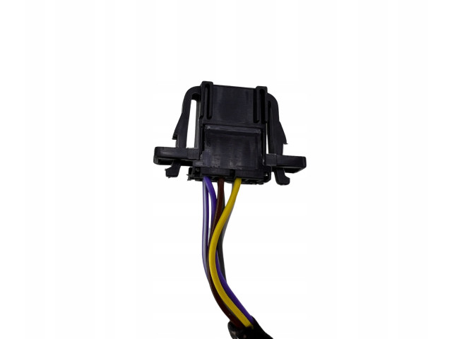 Зеркало электрическое Skoda Fabia Mk3 (NJ) 2015 - 2021 года