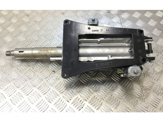 рейка Колонка рулевая 102781100F Tesla Model S 2012 - года