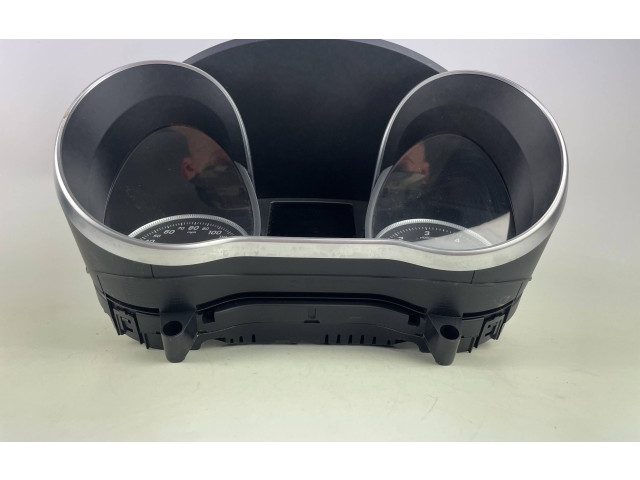 Панель приборов A4709009502   Mercedes-Benz X-class W470       