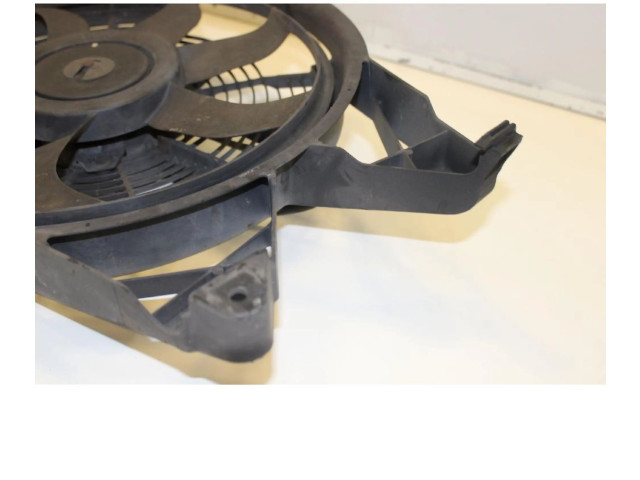 Вентилятор радиатора     52404763    Jeep Cherokee III KJ 2.8