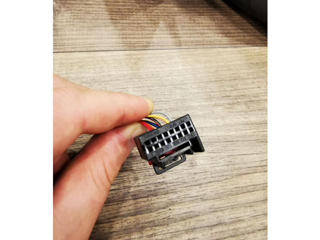 Зеркало электрическое Skoda Octavia Mk3 (5E) 2013 - 2019 года