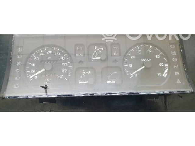 Панель приборов 7700831040 Renault Clio I