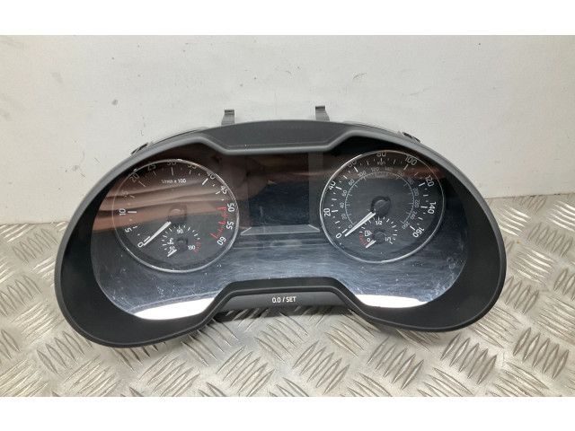 Панель приборов 5E0920941   Skoda Octavia Mk3 (5E)       