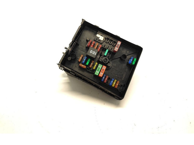 Рулевая рейка  Блок предохранителей 1K0907361C   Volkswagen Caddy 2004 - 2010 года