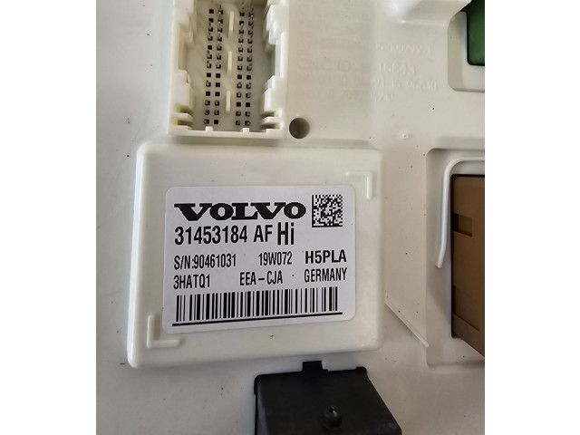 Блок комфорта 31453184 Volvo XC40