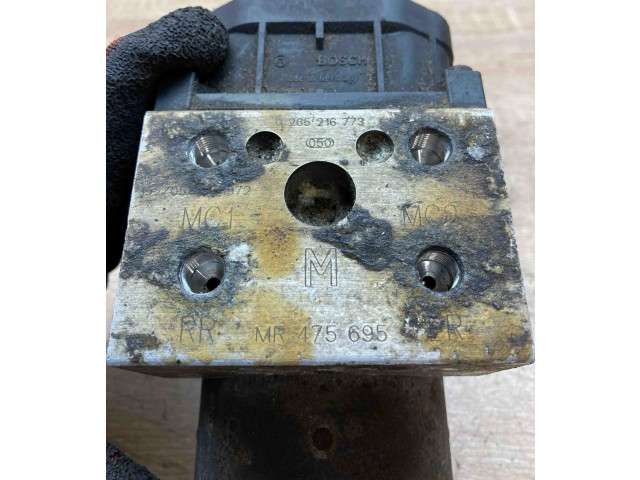 Блок АБС 0273004225, 0265216464 Mitsubishi Carisma 1996 - 1999 года