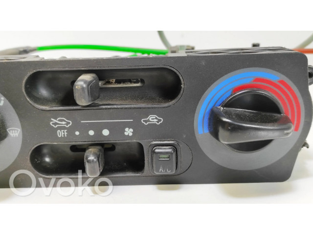 Блок управления климат-контролем Daihatsu Sirion