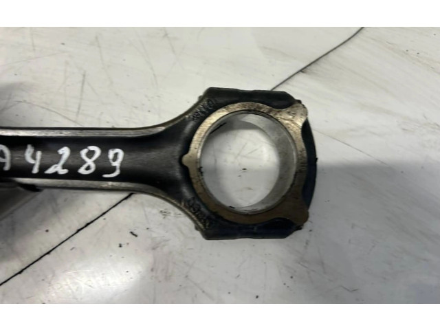 Píst Mercedes-Benz E W211