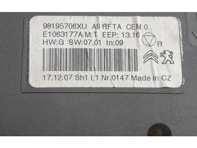 Блок управления климат-контролем 98195706XU, 9819570680 Peugeot 2008 I