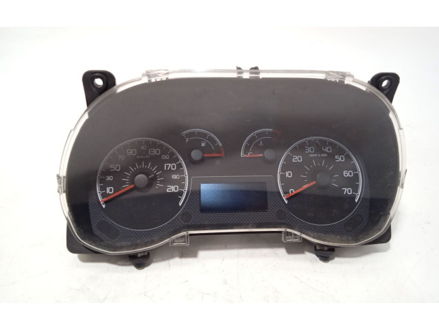 Панель приборов 1371616080   Citroen Nemo       