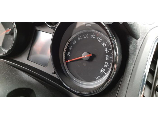 Přístrojová deska  Opel Zafira C 2015 600775881, 5005823151480561  