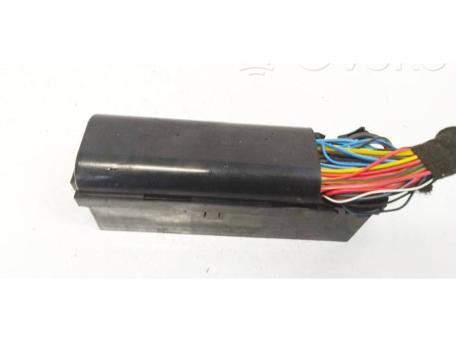 Блок предохранителей Skoda Fabia Mk2 (5J)